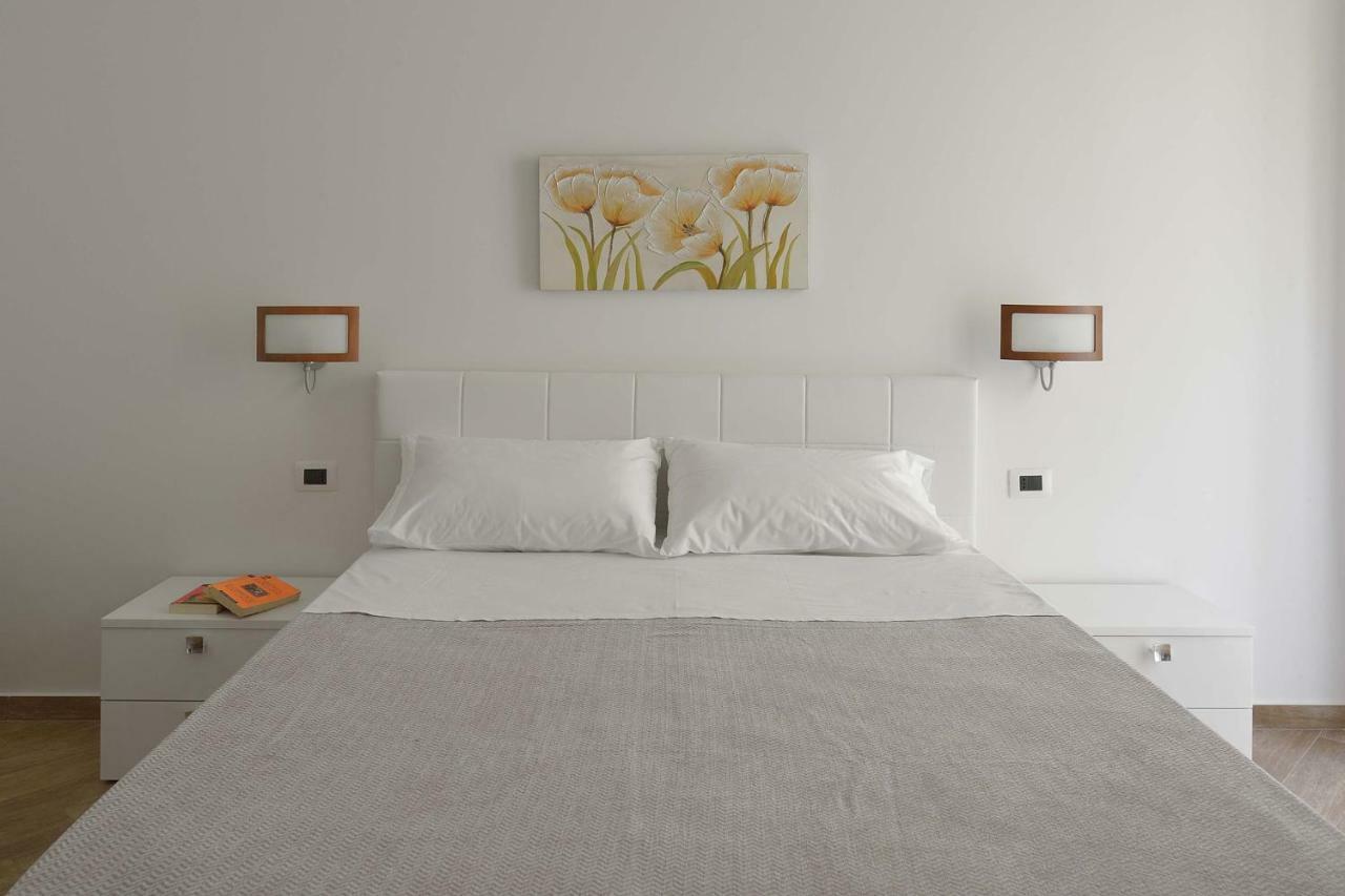 Cavaliere Costa Bed & Breakfast Porto Empedocle Exterior photo